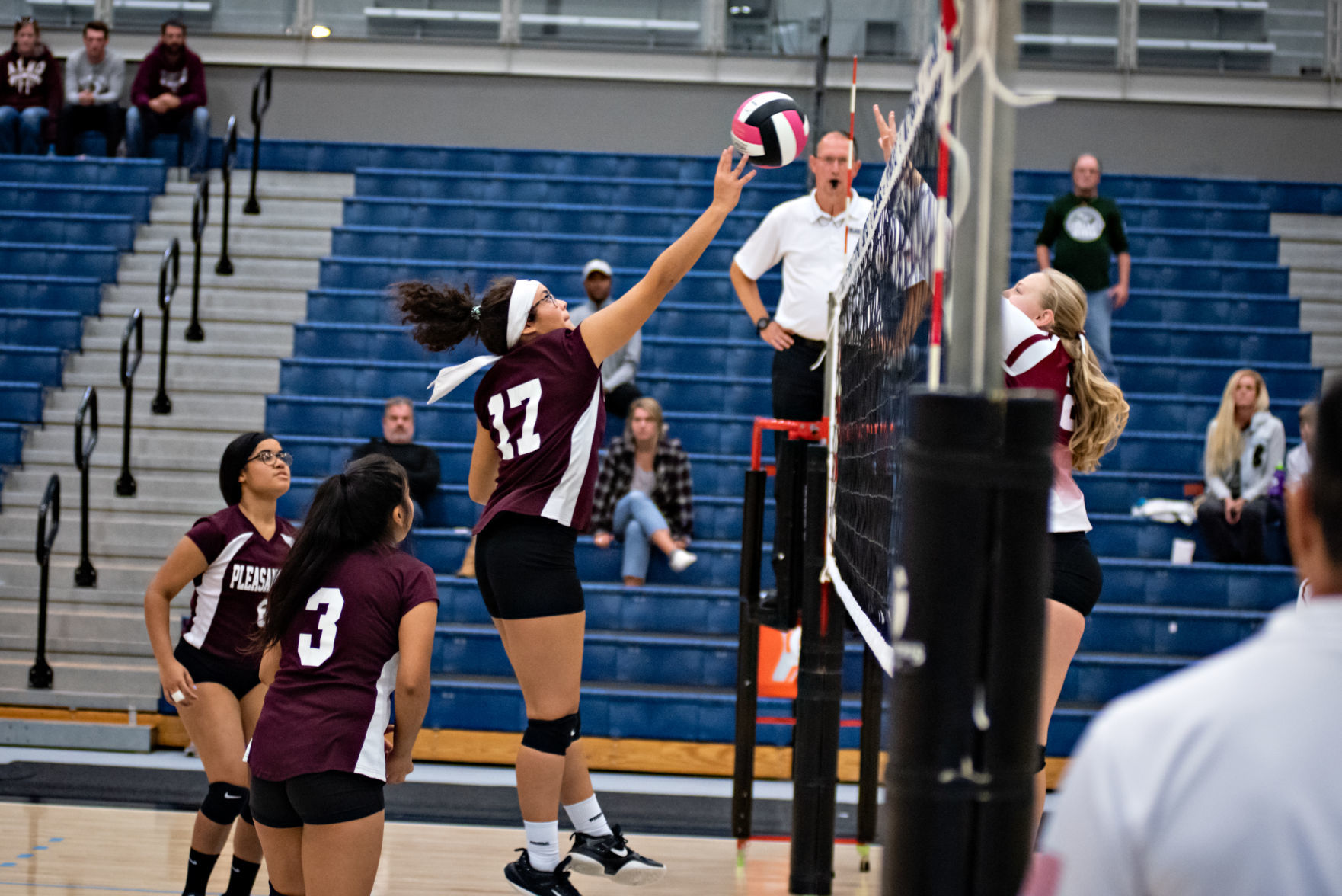 102019_spt_calvolleyball